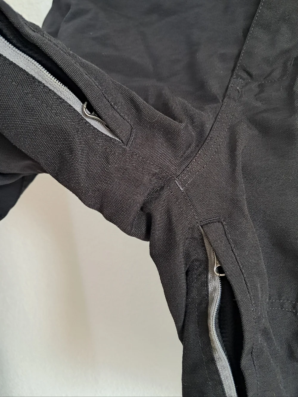 The North Face Cryptic Shorts Men's Black Cargo Pockets Mid Rise Outdoor Casual